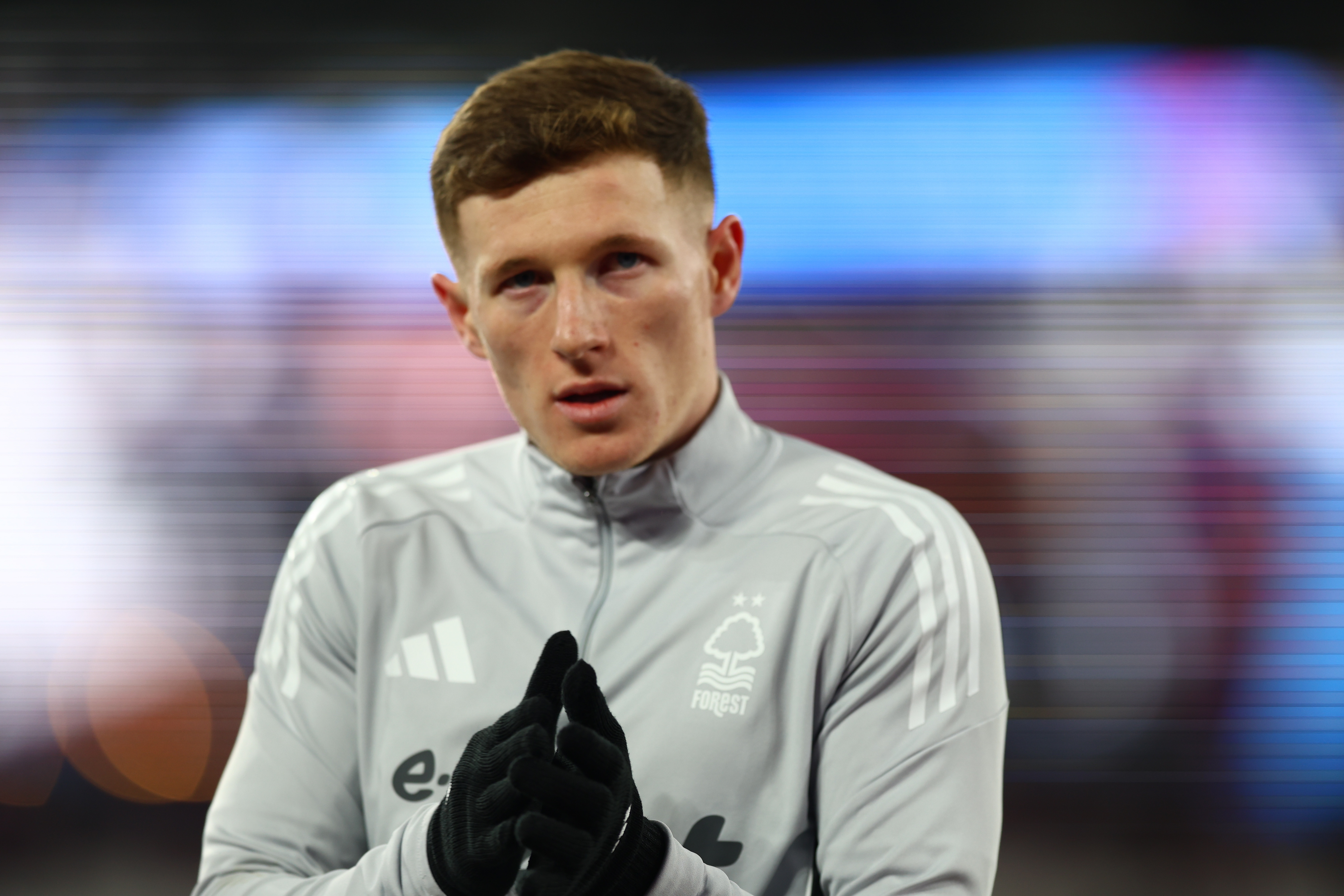 世界杯高清观看-德天空：森林预计安德森若离队会去曼联或曼城，要价1亿-1.2亿镑